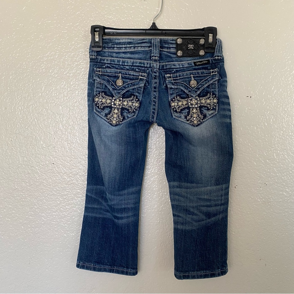 MISS ME Girls’ Capri Jeans - Picture 3 of 4